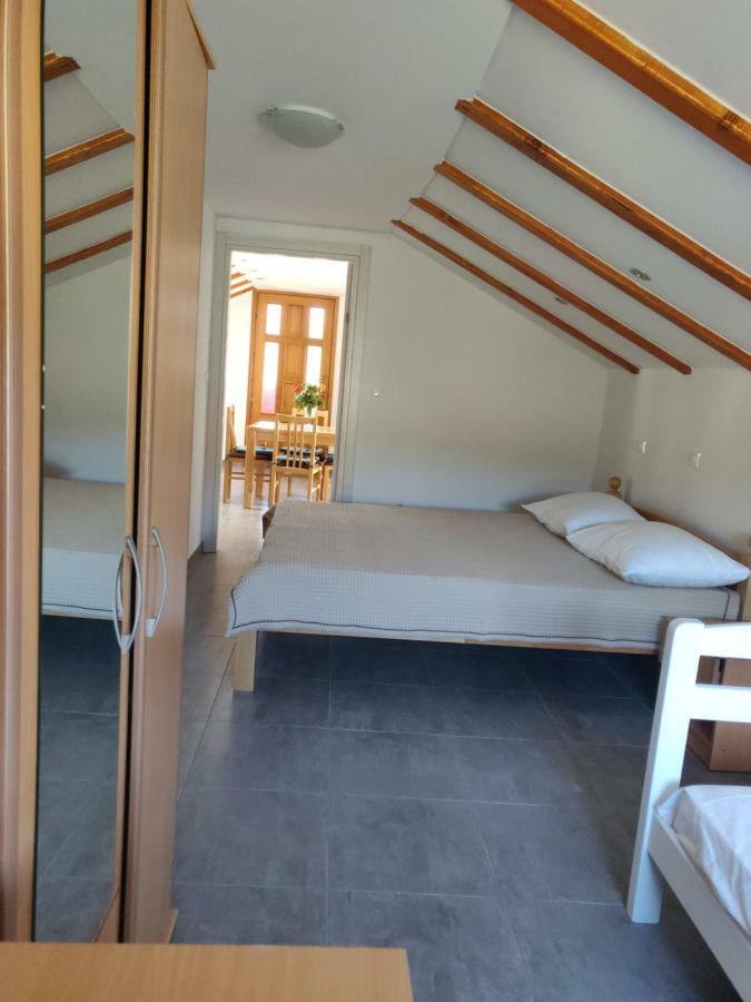 Guest House Maslina Винишче Экстерьер фото